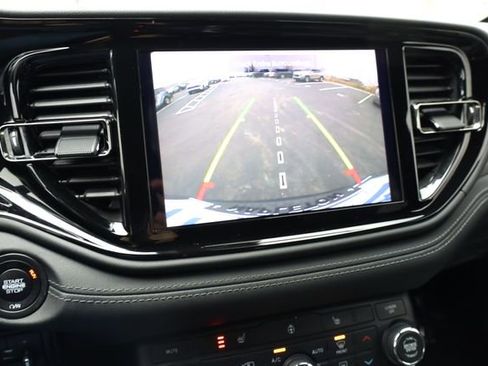 Used 2022 Dodge Durango GT image 18