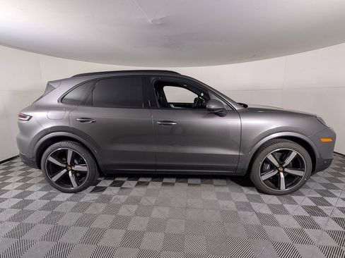 New 2026 Porsche Cayenne image 8