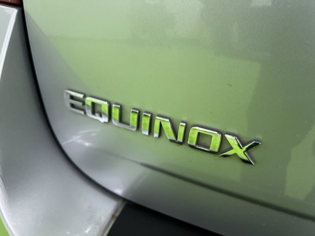 Used 2017 Chevrolet Equinox LT w/ Convenience Package FWD image 11