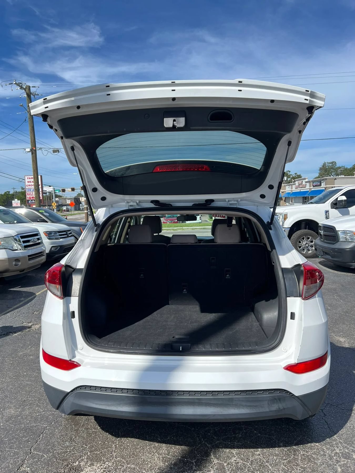 Used 2017 Hyundai Tucson SE w/ SE Popular Package 02 FWD image 19