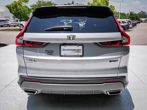 Used 2024 Honda CR-V Sport image 9