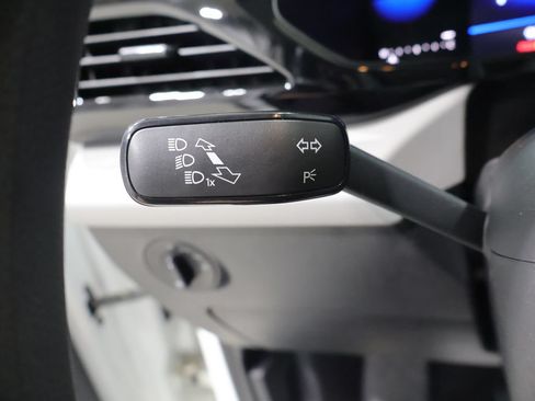 Used 2022 Volkswagen Taos S FWD image 33
