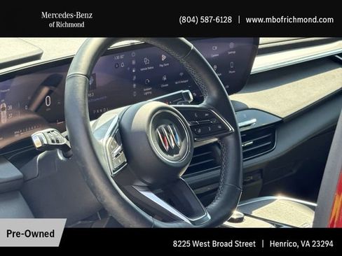 Used 2025 Buick Enclave Sport Touring w/ Power Package FWD image 13