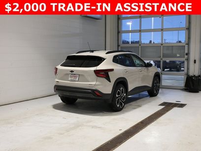 New 2026 Chevrolet Trax RS w/ Sunroof Package