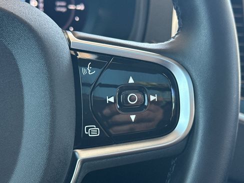 Certified 2025 Volvo XC90 T8 Plus w/ Protection Package Premier AWD/4WD image 30