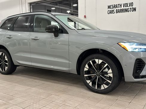 New 2026 Volvo XC60 T8 Plus w/ Protection Package Premier AWD/4WD image 3