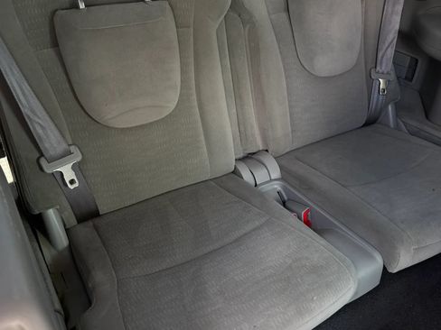 Used 2012 Toyota Highlander FWD w/ Tech Pkg image 20