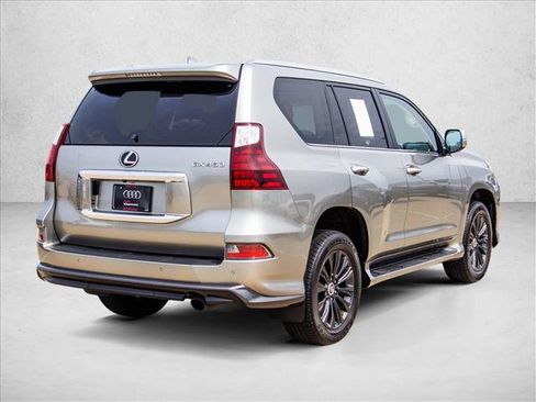 Used 2021 Lexus GX 460 Premium w/ Accessory Package AWD/4WD image 5