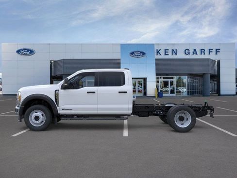 New 2026 Ford F550 4x4 Crew Cab Super Duty w/ XL Chrome Package image 2