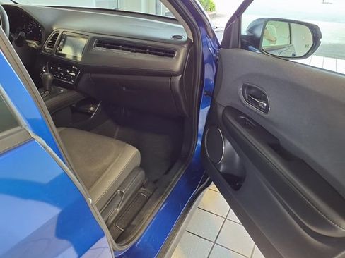 Used 2020 Honda HR-V EX image 24