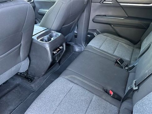 Used 2025 GMC Acadia Elevation image 12