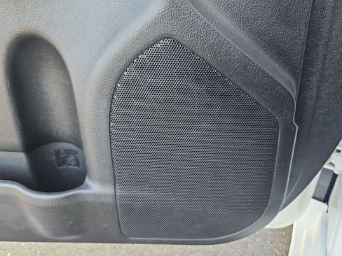 Used 2017 Toyota Camry LE image 28