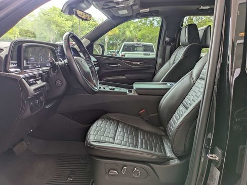 Certified 2023 Cadillac Escalade Sport Platinum w/ LPO, ONYX Package AWD/4WD image 23