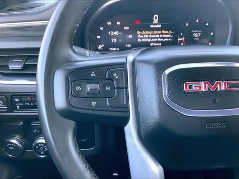 Used 2024 GMC Yukon SLT image 23