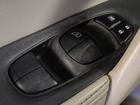 Used 2019 Nissan Rogue Sport SV w/ Technology Package image 27