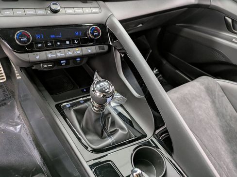 Used 2025 Hyundai Elantra N image 13