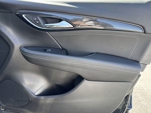 Used 2023 Buick Envision Preferred image 14