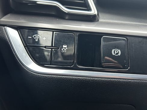 Used 2023 Kia Sportage EX image 20