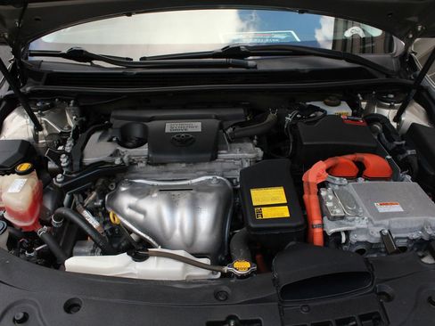 Used 2013 Toyota Avalon XLE Touring FWD image 41