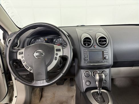 Used 2013 Nissan Rogue SL image 3