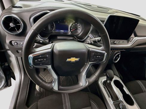 Used 2023 Chevrolet Blazer LT w/ Convenience Package AWD/4WD image 5