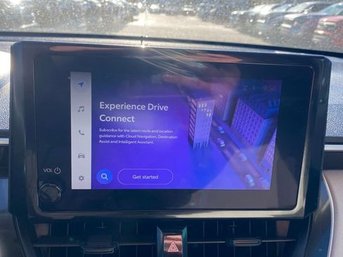 Used 2024 Toyota Corolla Cross L image 22