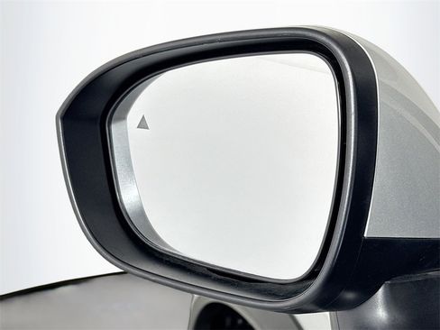 Used 2024 Nissan Rogue SV image 17