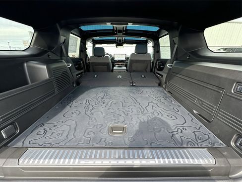 New 2025 GMC Hummer EV 2X image 32