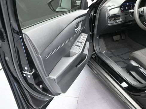 Used 2023 Honda Accord LX image 13
