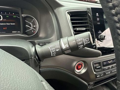 Used 2023 Honda Passport EX-L image 39