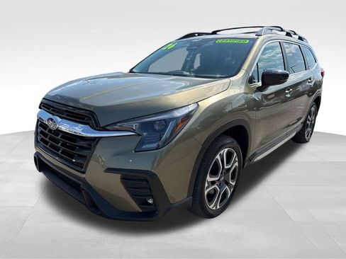 Certified 2026 Subaru Ascent Limited AWD/4WD image 3