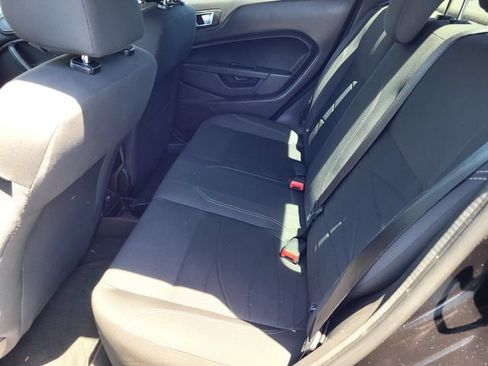 Used 2014 Ford Fiesta SE FWD image 12