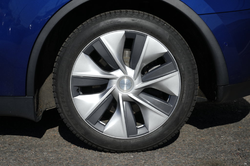 Used 2020 Tesla Model Y Long Range AWD/4WD image 14