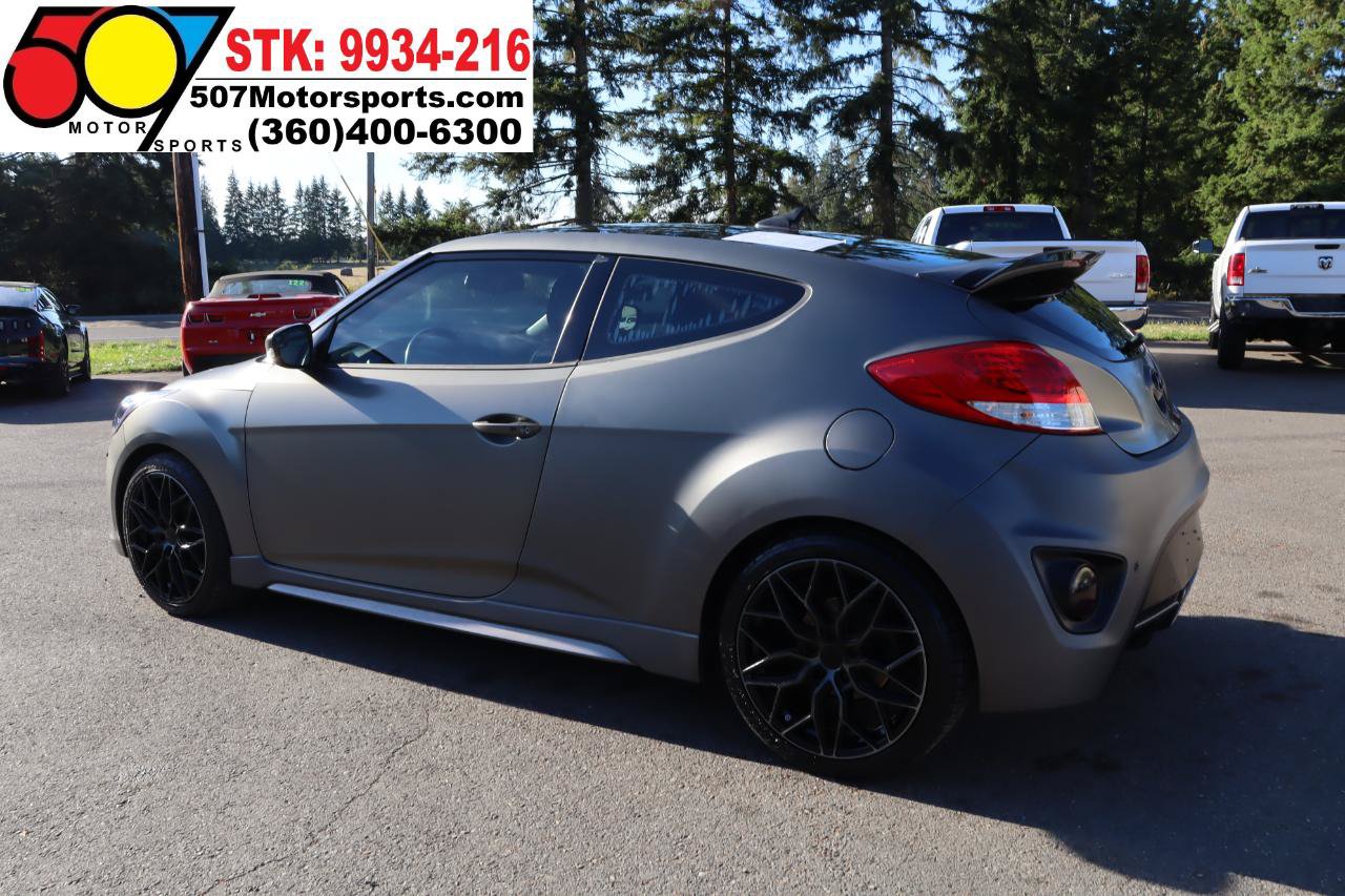 Used 2016 Hyundai Veloster Turbo w/ Option Group 04 FWD image 5