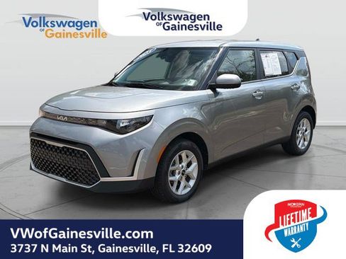Used 2025 Kia Soul LX w/ LX Technology Package FWD image 8