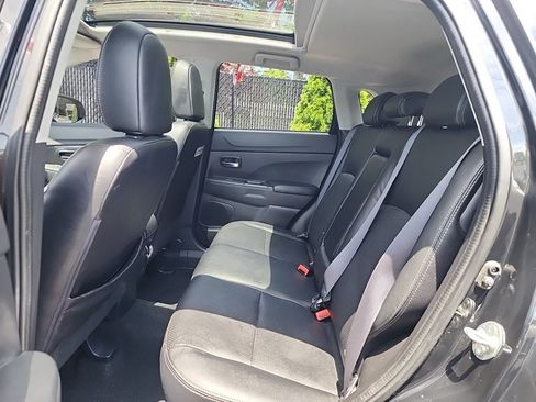Used 2016 Mitsubishi Outlander Sport GT AWD/4WD image 33