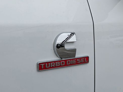 Used 2023 RAM 2500 Laramie image 28