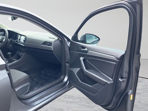 Used 2023 Volkswagen Jetta S FWD image 15