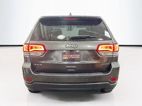 Used 2020 Jeep Grand Cherokee Laredo image 7