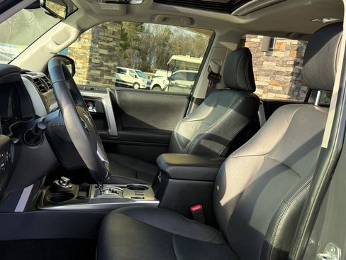 Used 2024 Toyota 4Runner Limited image 10