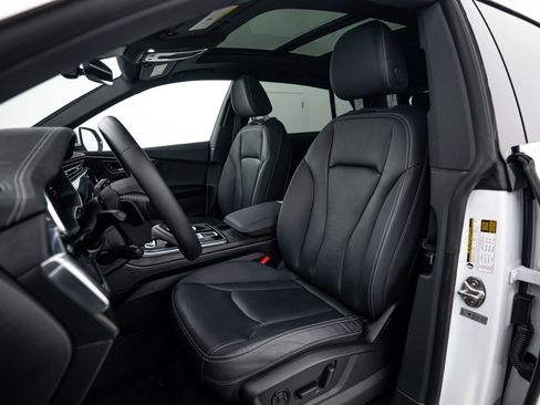 Certified 2023 Audi Q8 Premium w/ Convenience Package AWD/4WD image 16