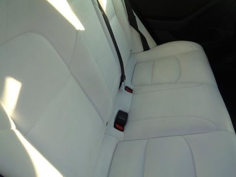 Used 2018 Tesla Model 3 RWD image 27
