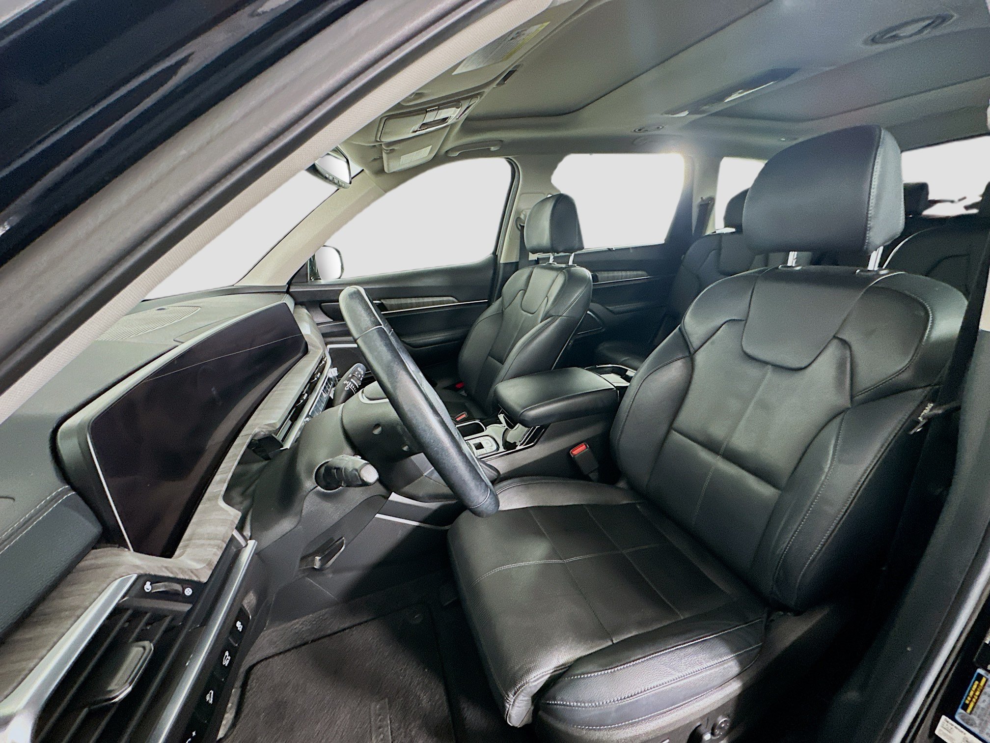 Used 2024 Kia Telluride SX AWD/4WD image 13