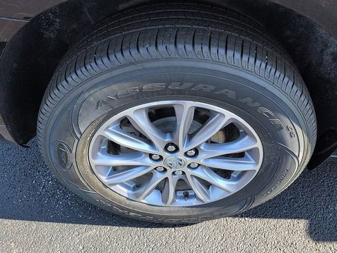 Used 2024 Buick Enclave Essence w/ LPO, Floor Liner Package image 9