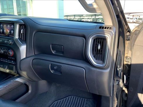 Used 2020 Chevrolet Silverado 1500 LTZ w/ LTZ Texas Edition AWD/4WD image 19