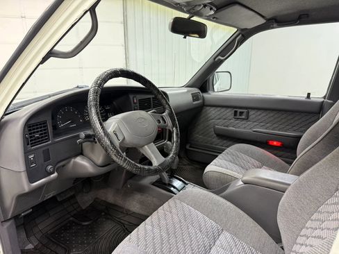 Used 1995 Toyota 4Runner SR5 AWD/4WD image 12