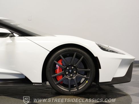 Used 2017 Ford GT image 33