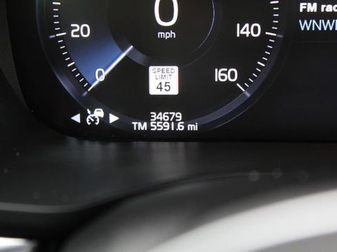 Used 2020 Volvo XC60 T6 Inscription w/ Protection Package AWD/4WD image 32