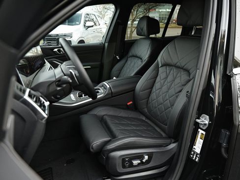 New 2026 BMW X5 xDrive40i w/ Climate Comfort Package image 21