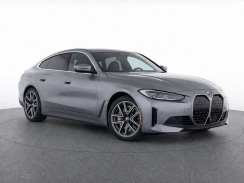 Used 2024 BMW i4 eDrive35 w/ Premium Package RWD image 2